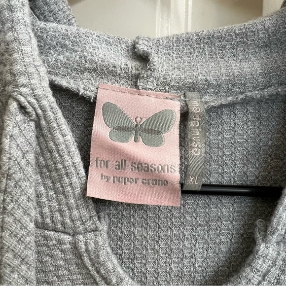 For All Seasons by Paper Crane Girls Cropped Hoodie Top in Gray/Black, Size XL - Picture 6 of 10